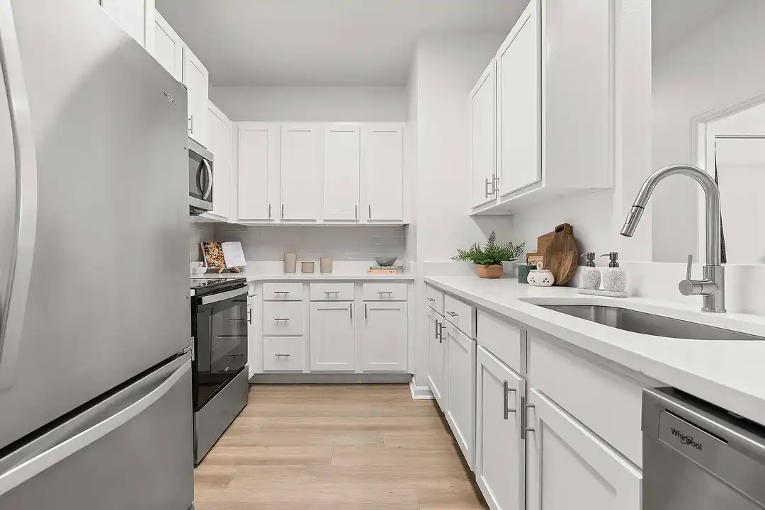 Apartment in Orlando, 525 Avalon Park, Orange County - View 2