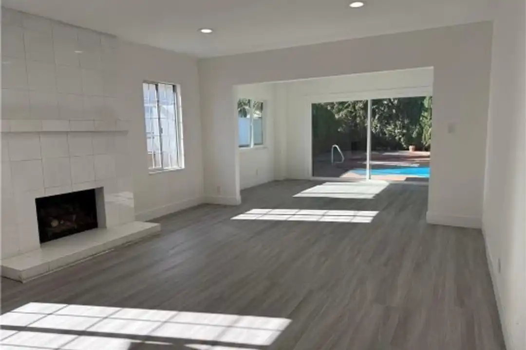 5527 Beckford Ave - Los Angeles, CA | Rent.