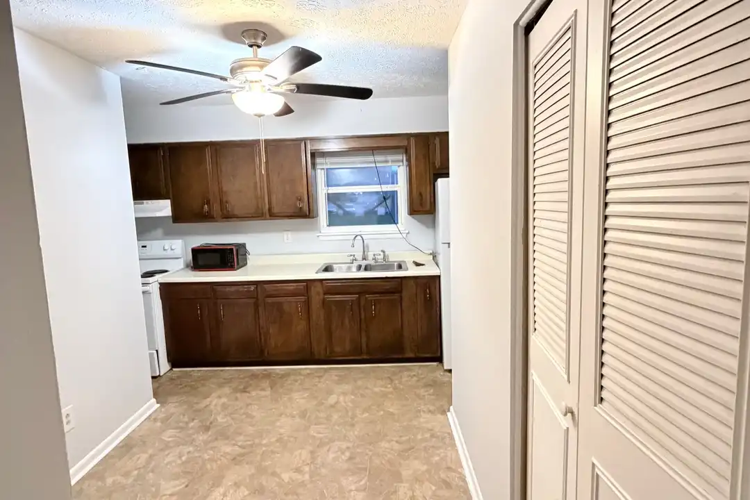 3204 Fordhaven Rd unit 2 – photo 1