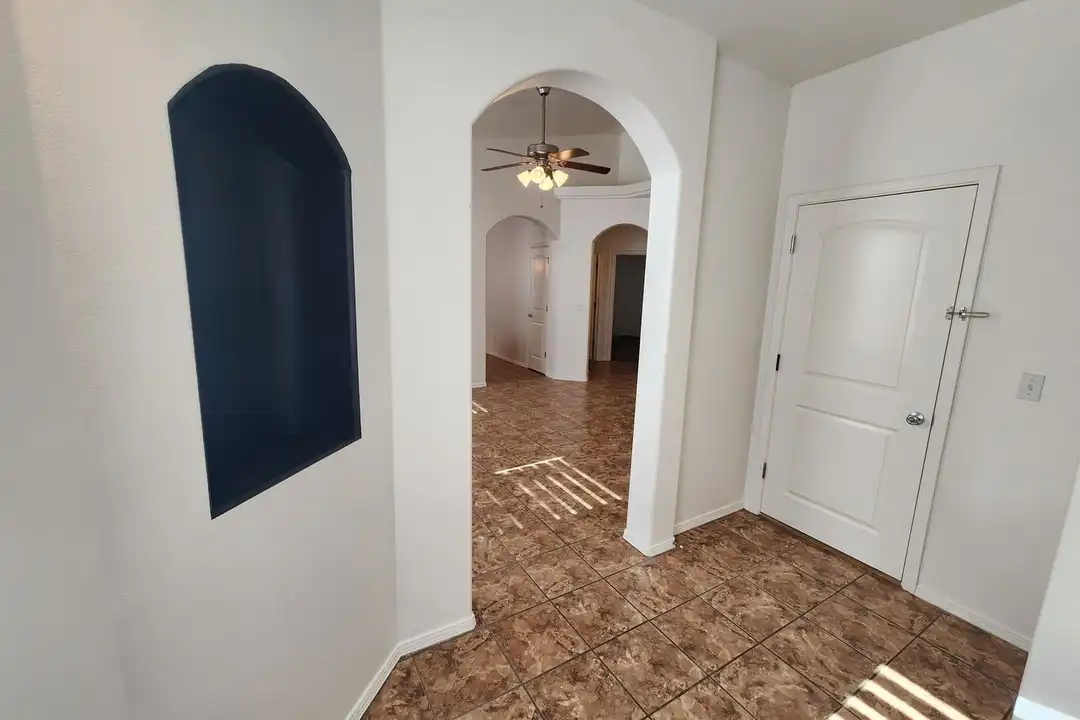 4942 Sherwood Rd - View 3