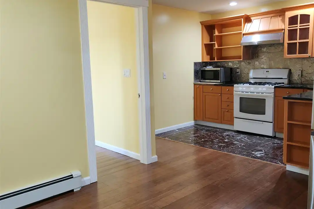 39 Terhune Ave unit 2 - View 3