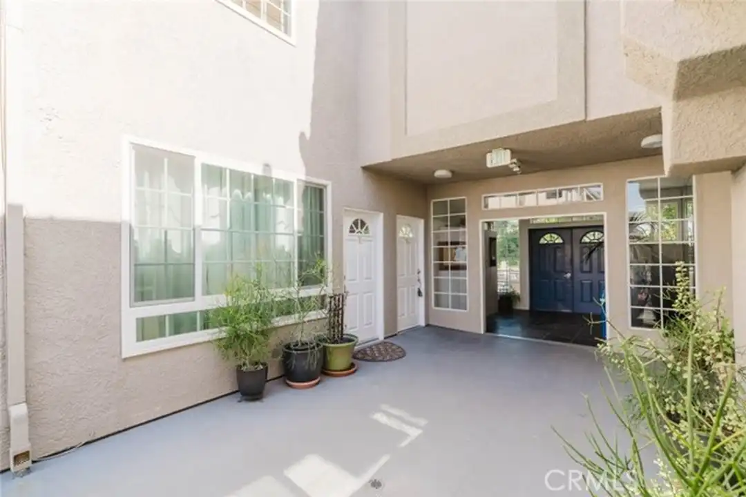18347 Saticoy St unit 26 - View 4