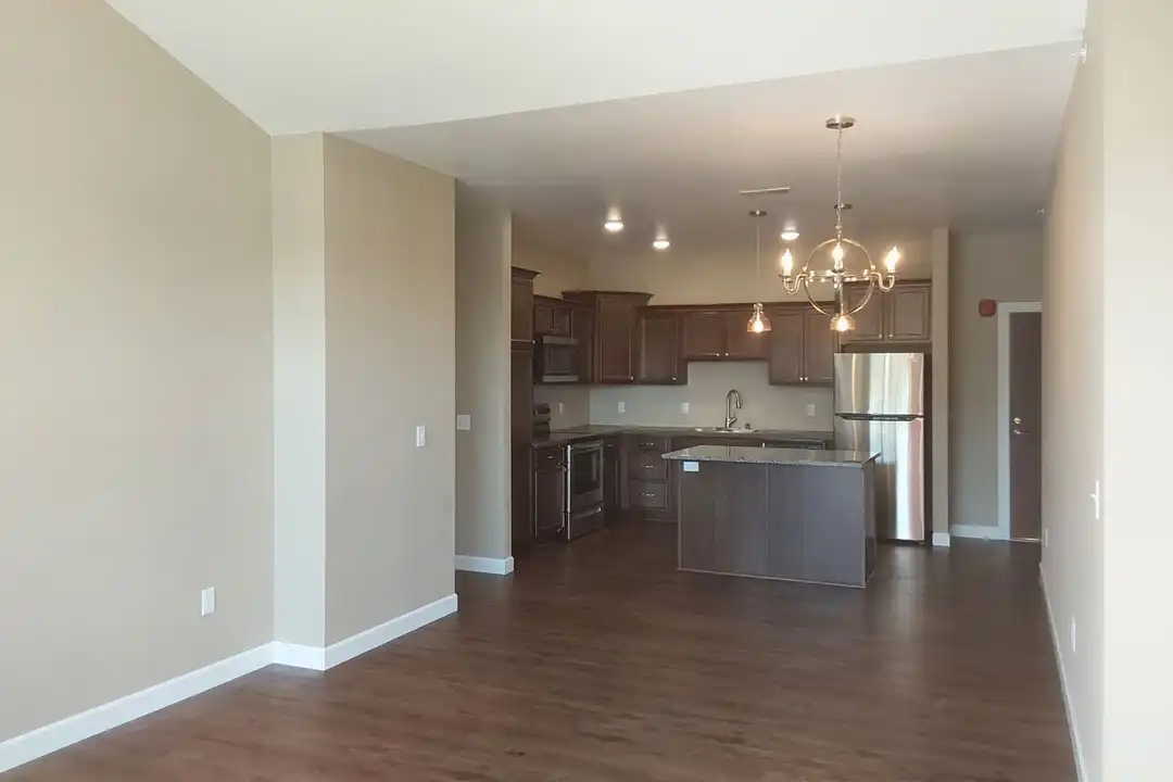 325 Lynn St unit 325-416 - View 2