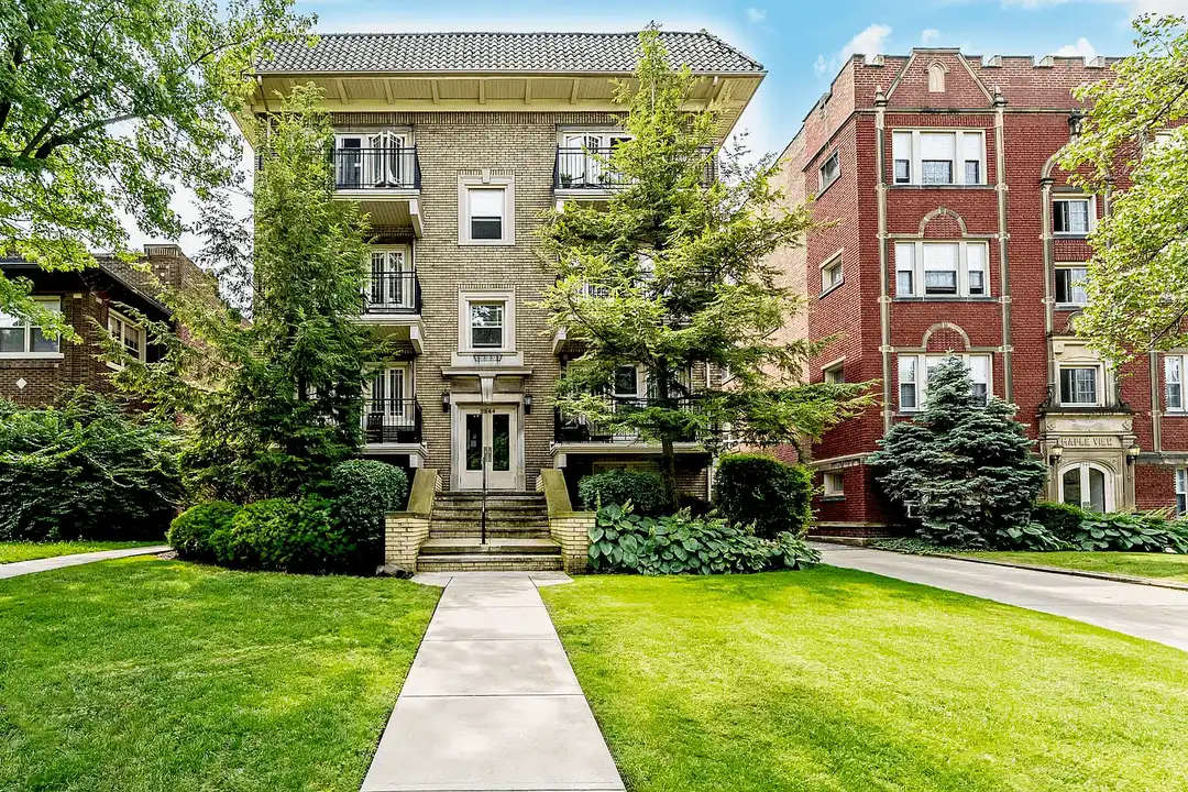 Lewis Manor Apartments – photo 1