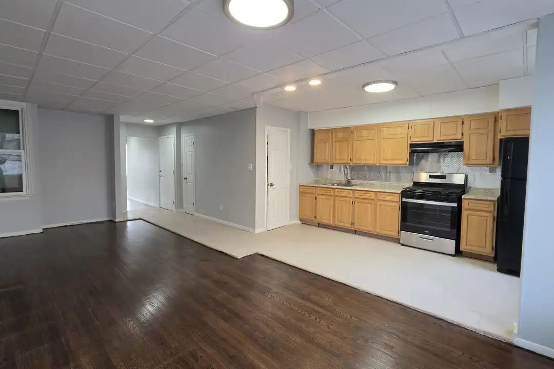 722 West Side Ave #2 - View 5
