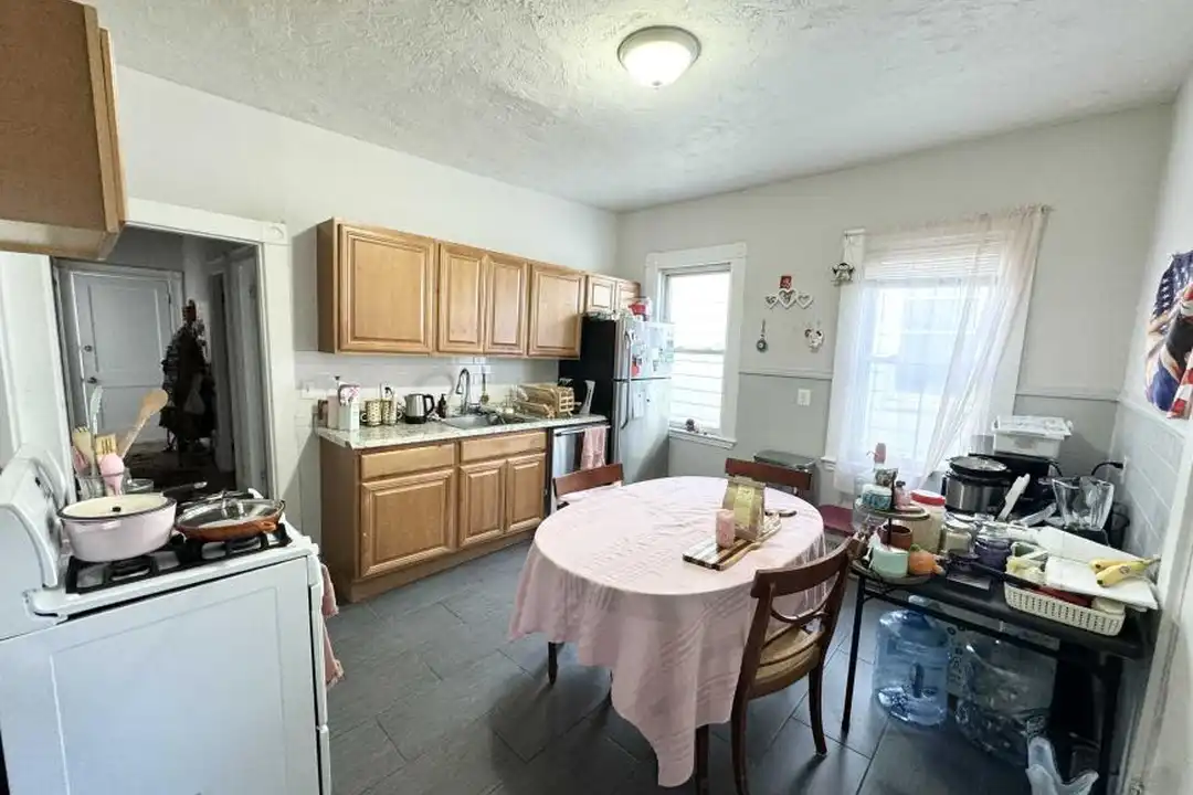 13 Wave Ave - View 2