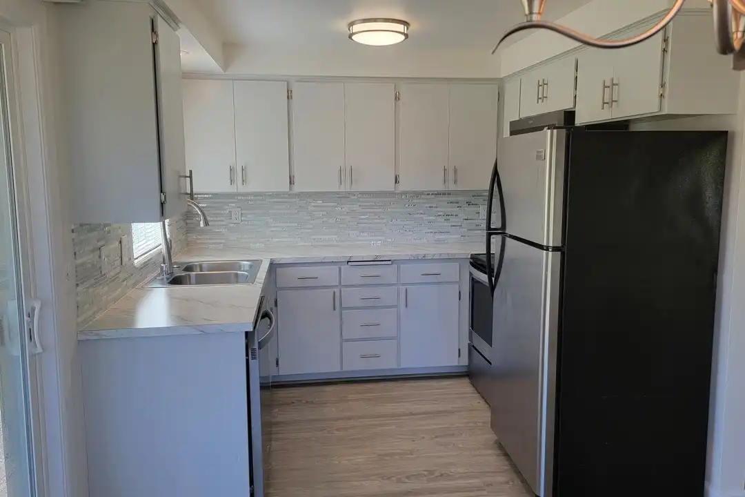 816 96th Ave NE unit A - View 4