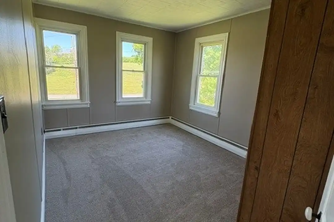 1520 Windsor Castle Rd - View 6
