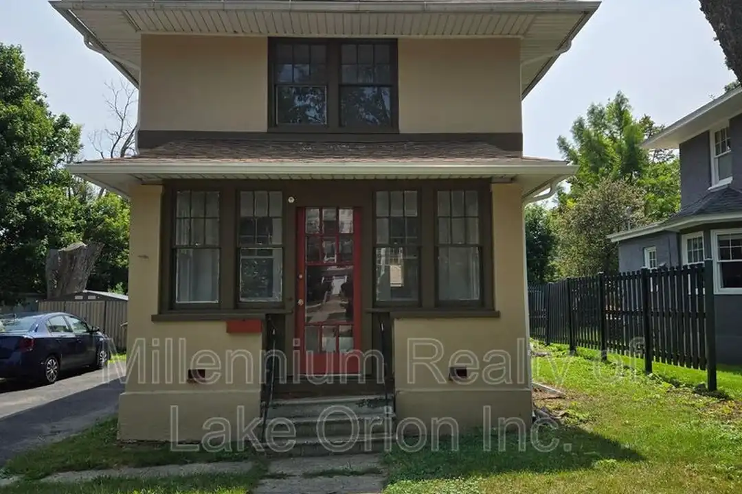 96 Oliver St – photo 1