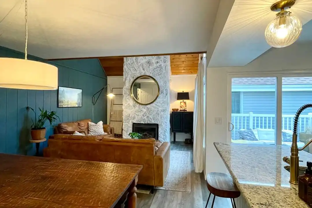 2479 S Xanadu Way - View 5