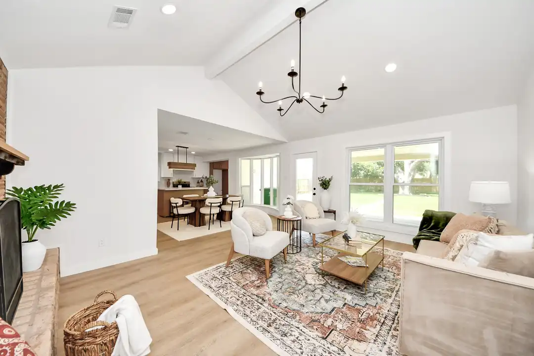 5946 Willowbend Blvd - More