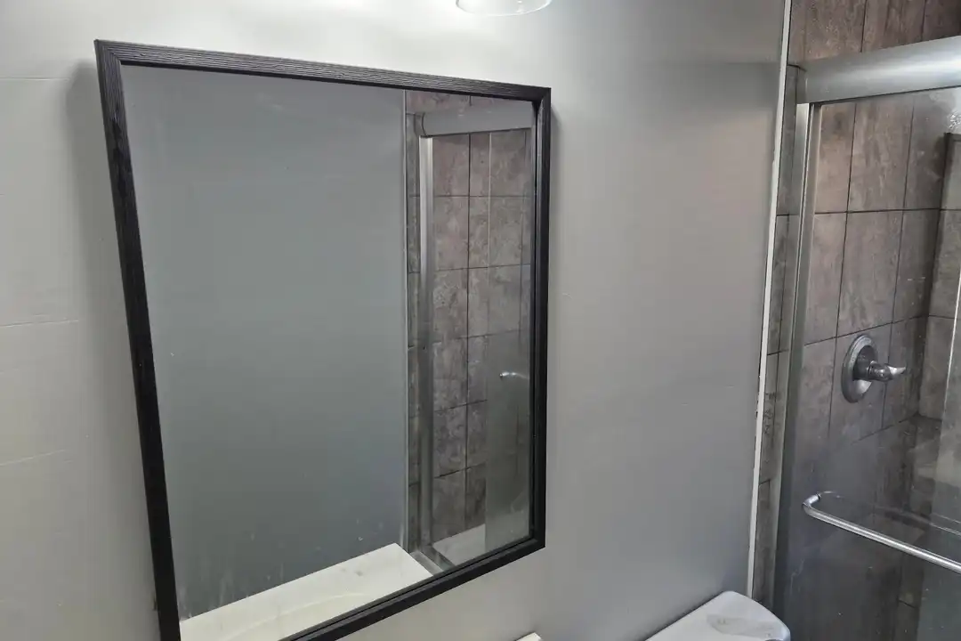 1210 E Broad St unit A - View 2