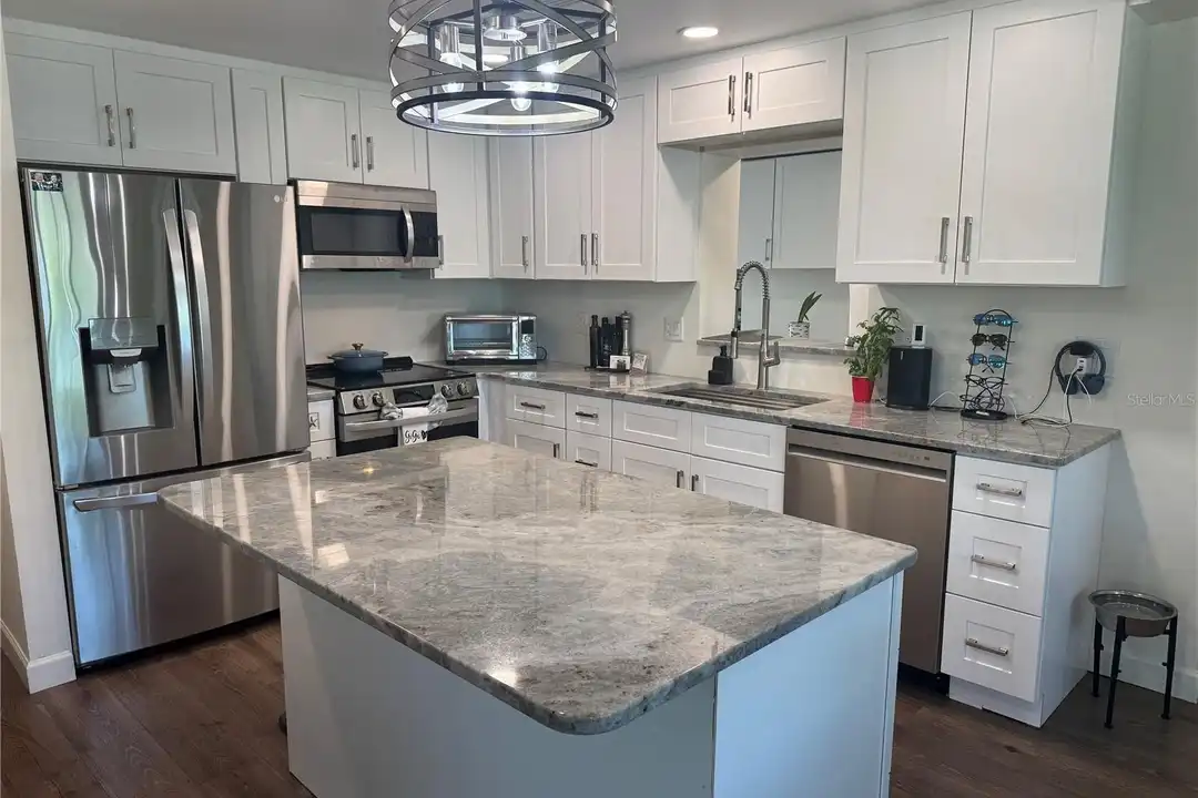 377 39th Ave - View 5