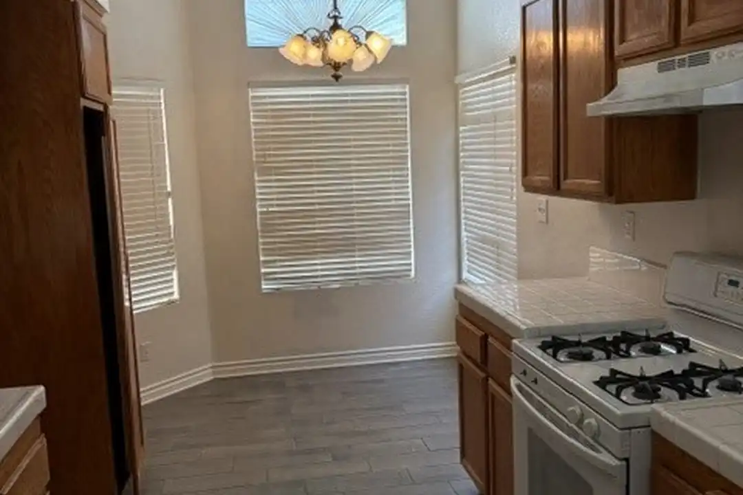 14861 Ann Dr - View 5