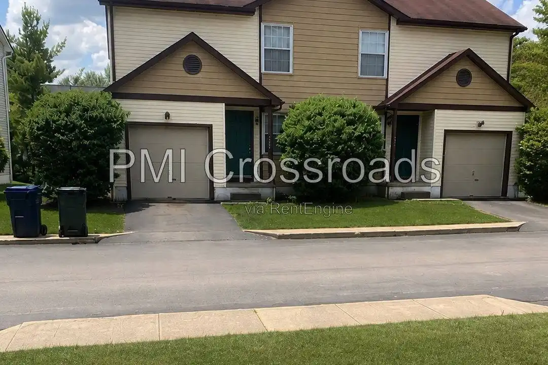 4816 Prince Charles Way – photo 1