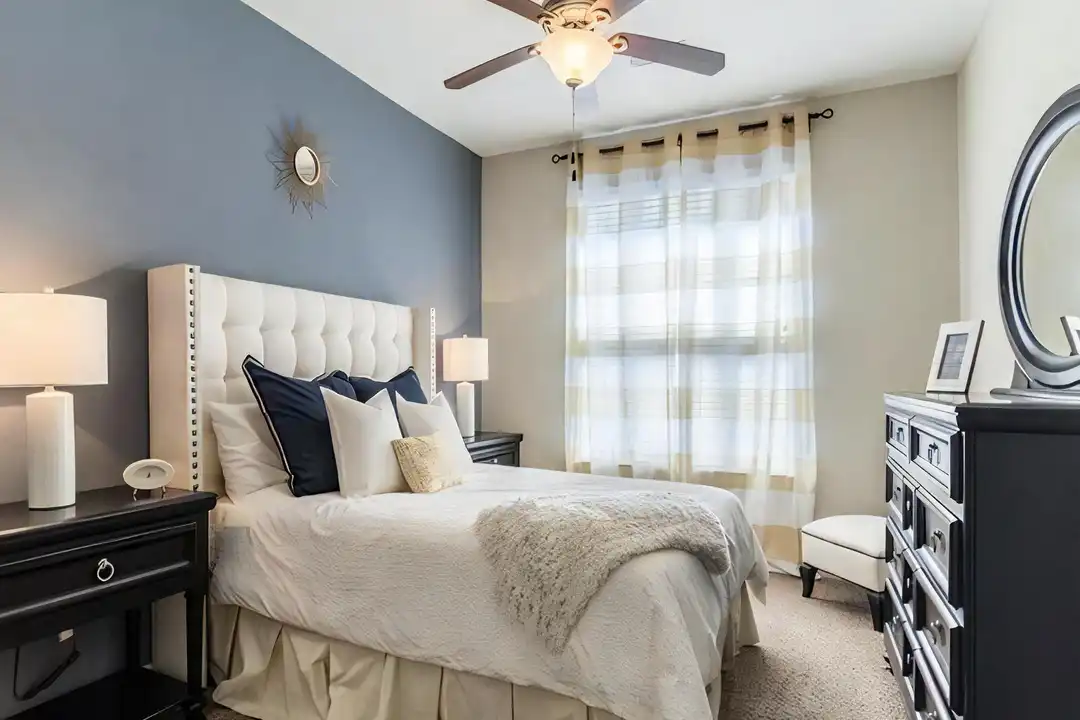 1001 Hayes Ln - View 5