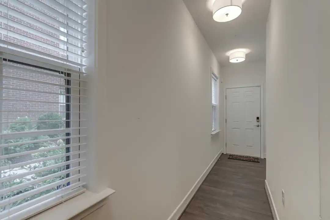 2010 Libbie Lake W St unit B - View 6