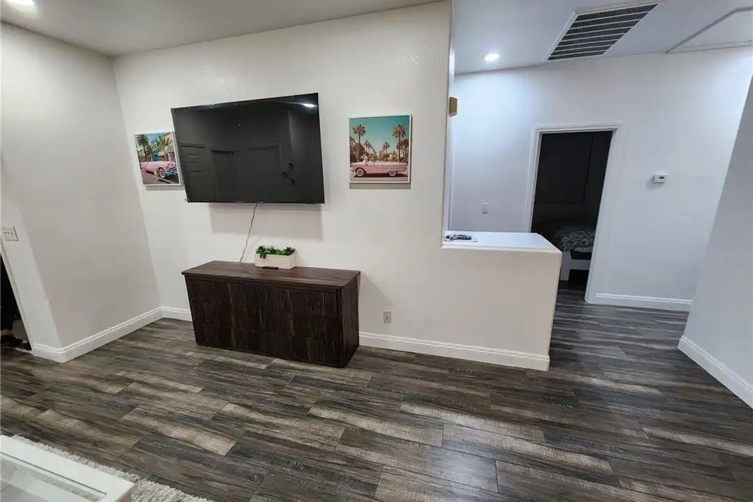 9882 Oriole Crest Ct - View 3