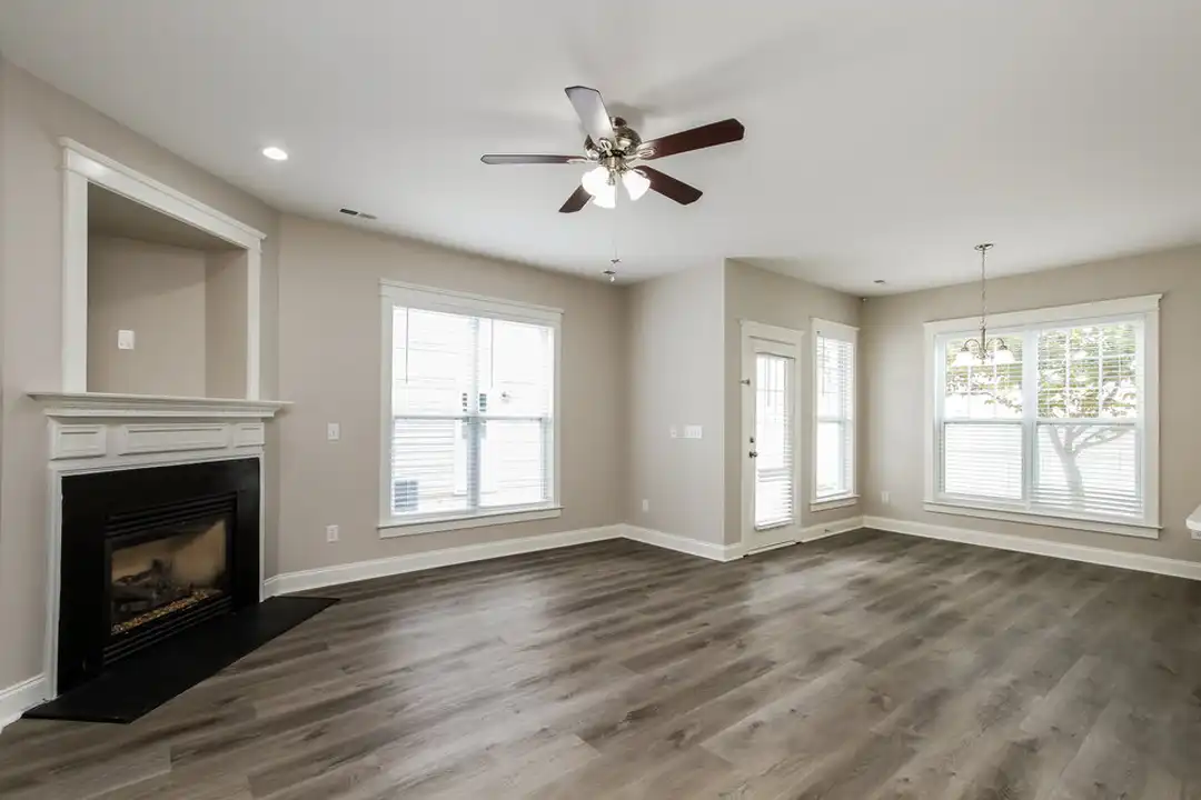 8116 Bud Henderson Rd - View 5