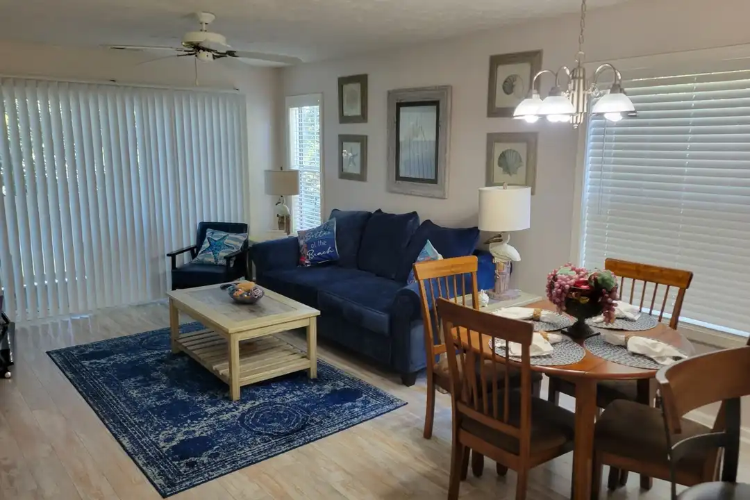 529 White River Dr unit 19F - View 4