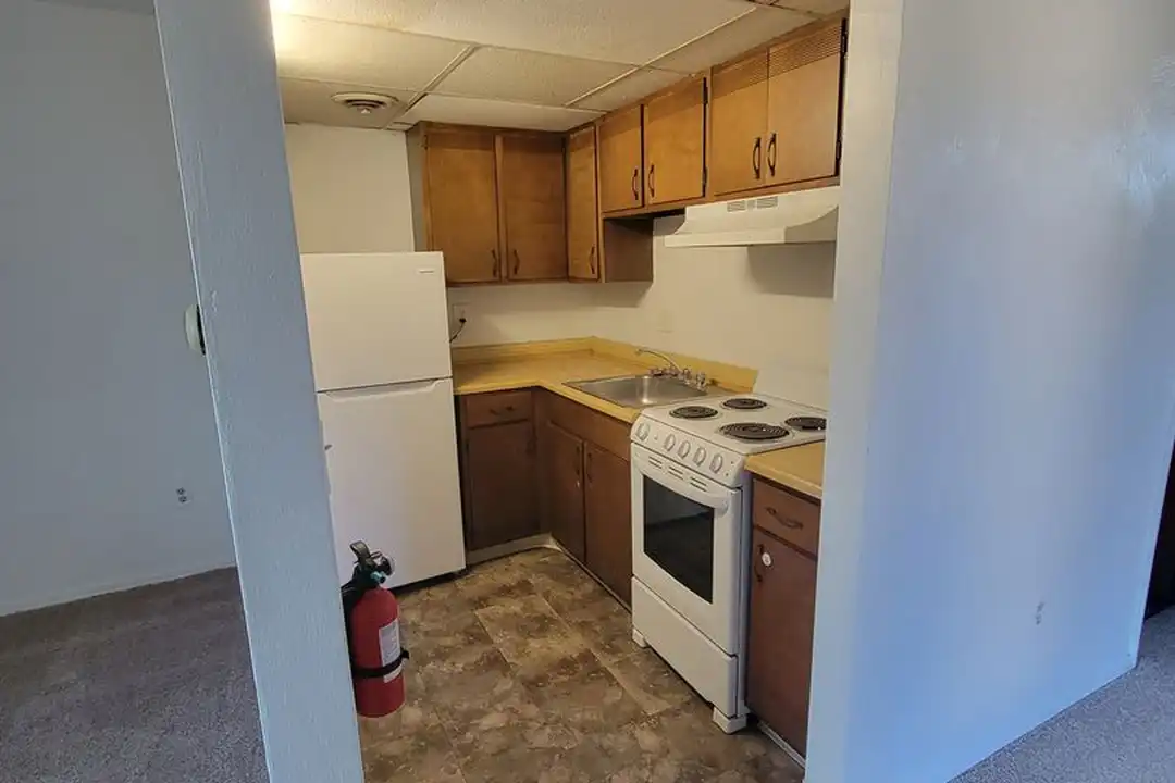 50 N Fremont Ave – photo 1