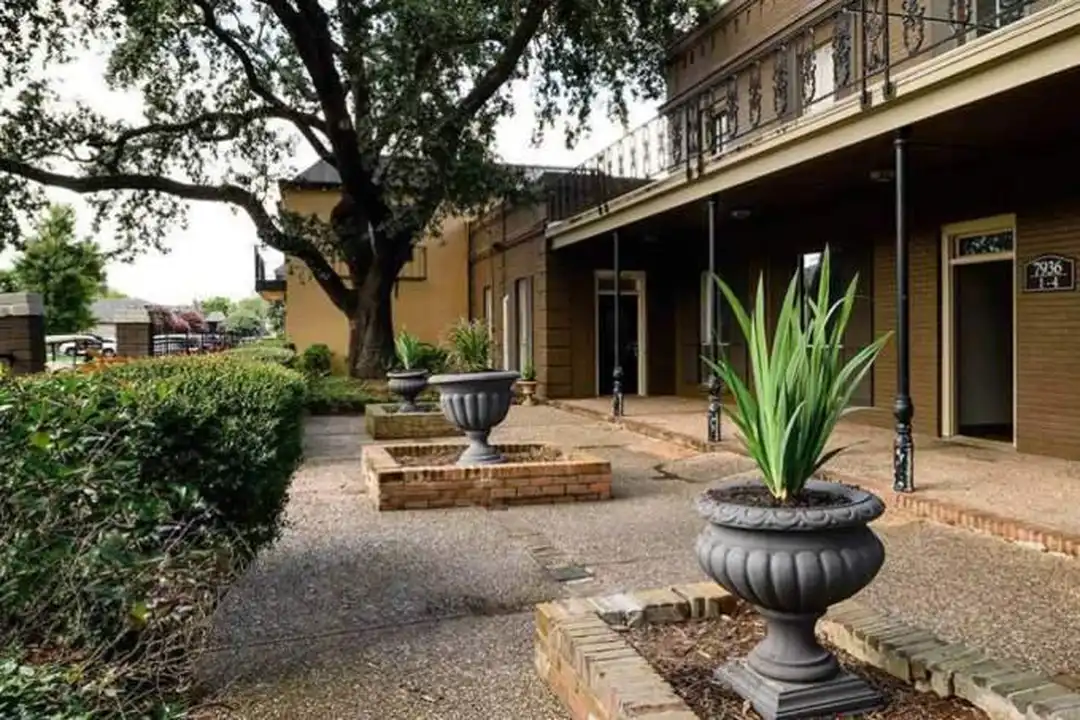 7900 Locke Ln unit # 2047 - View 3