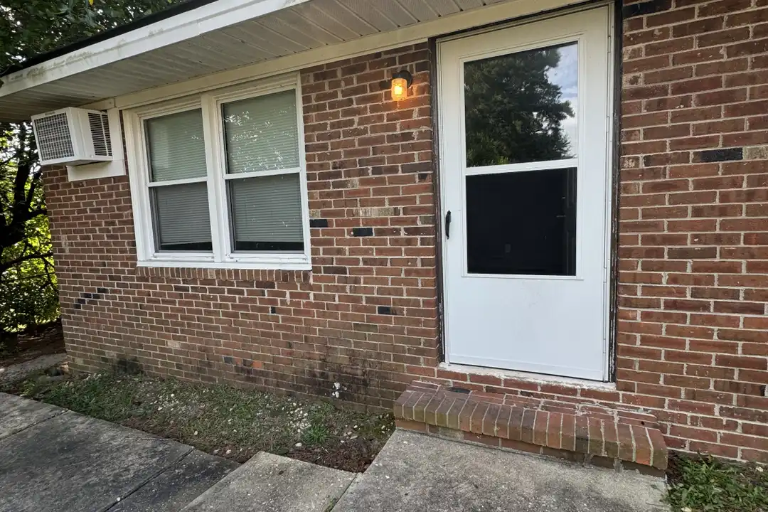 1047 Rulnick St – photo 1