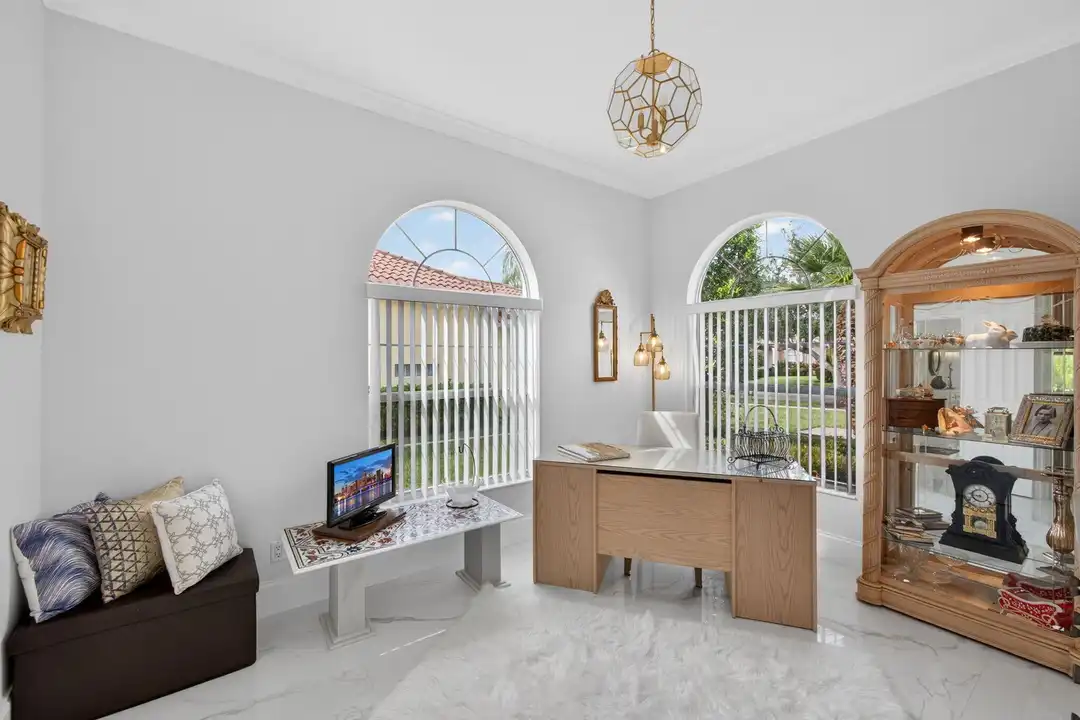 11357 SW Northland Dr - View 6