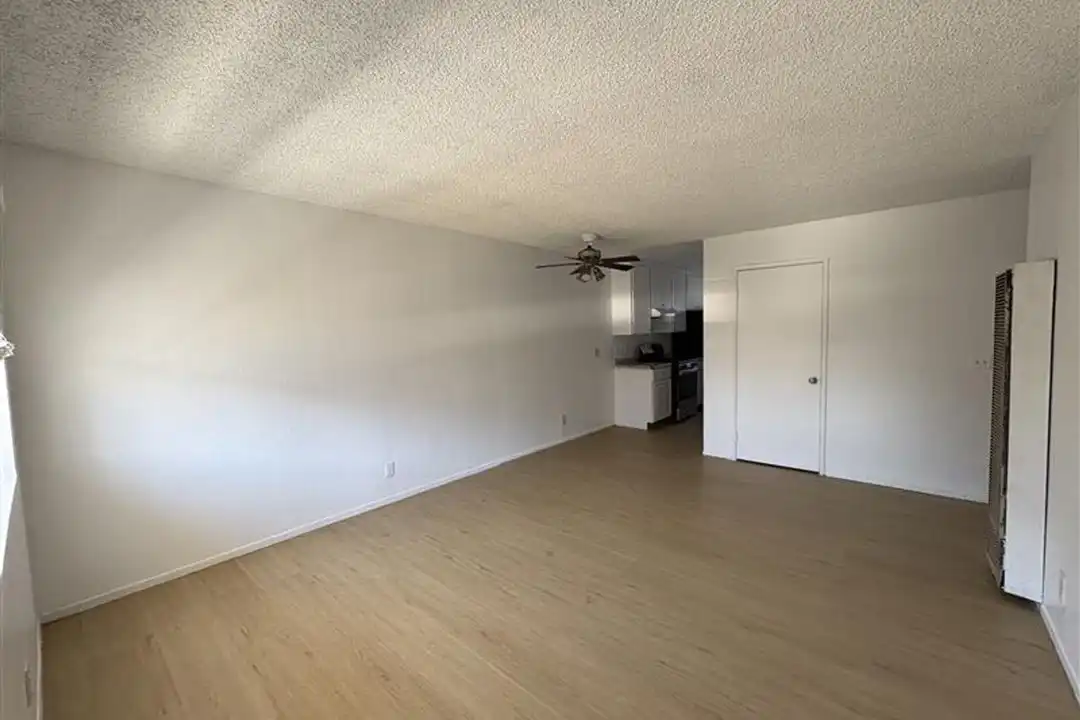 787 Cherry Ave unit Unit 4 - View 4