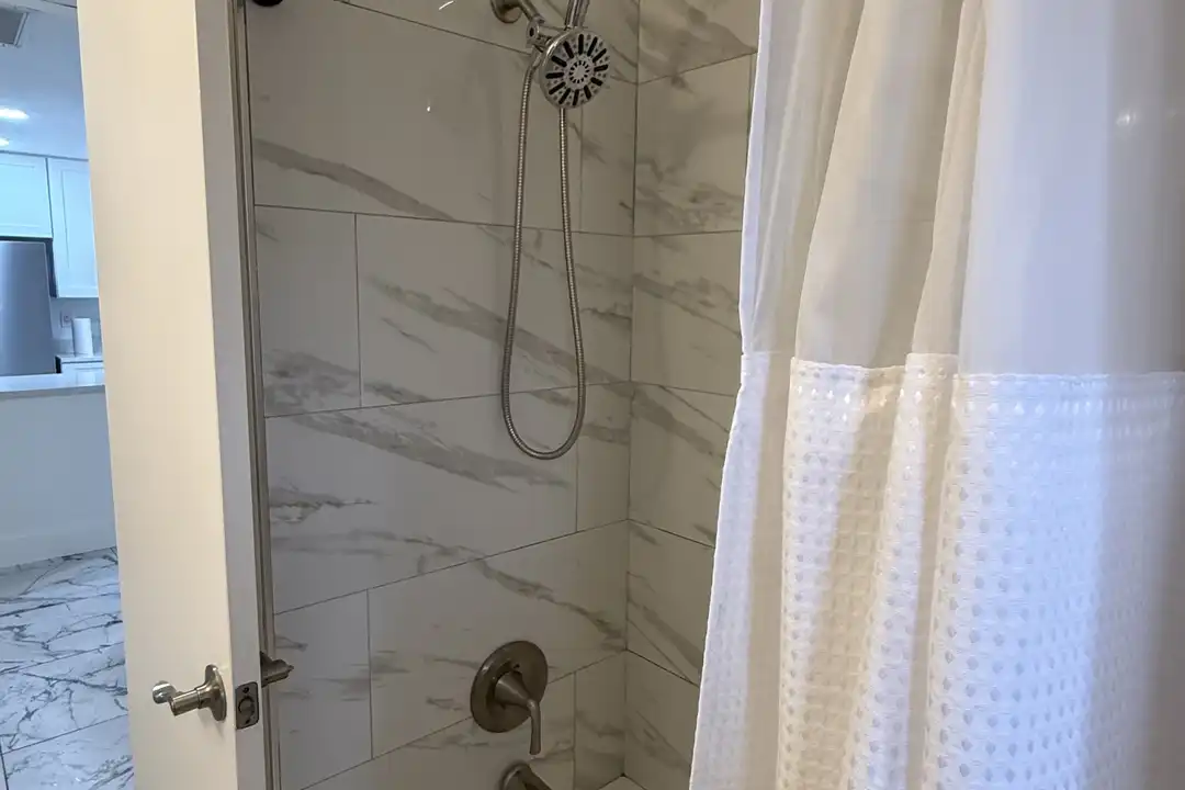 188 Boundary Blvd unit A – photo 1 of 20