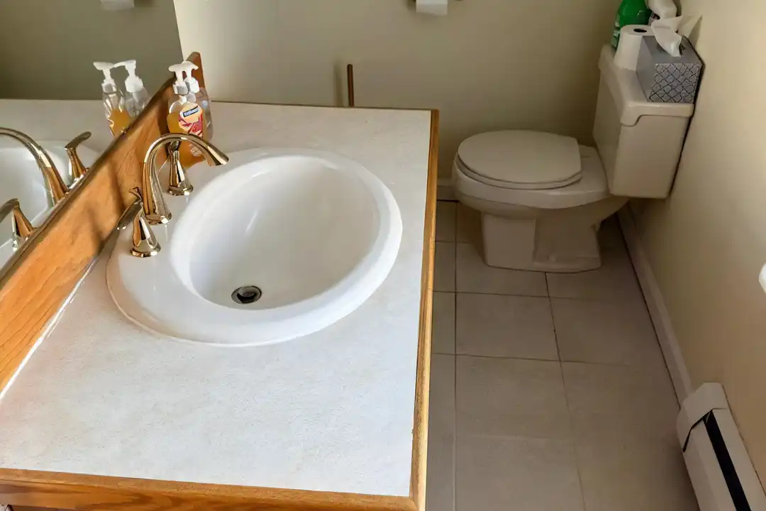 Apartment in Westborough - View 2