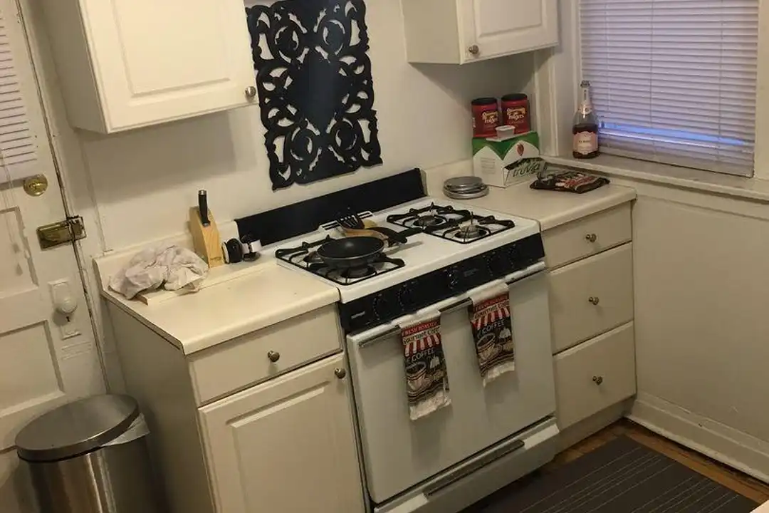 4409 N Kenneth Ave - View 2