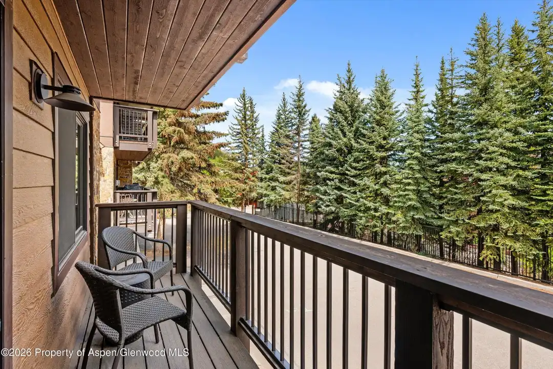650 S Monarch St #7 - More