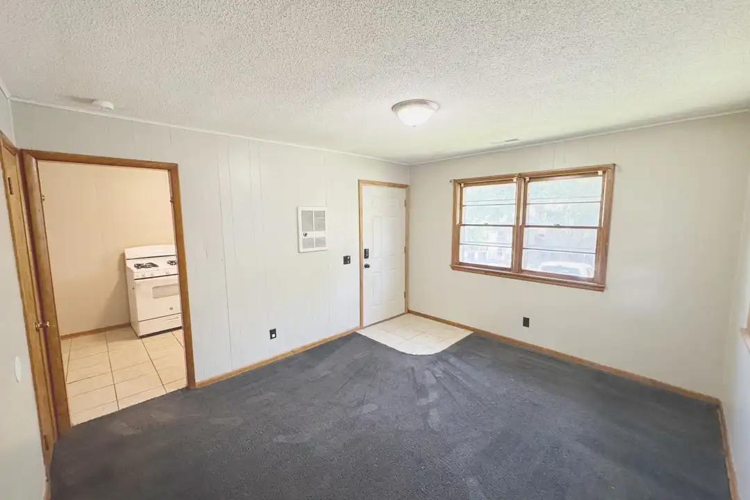420 Jackson St unit A - View 2