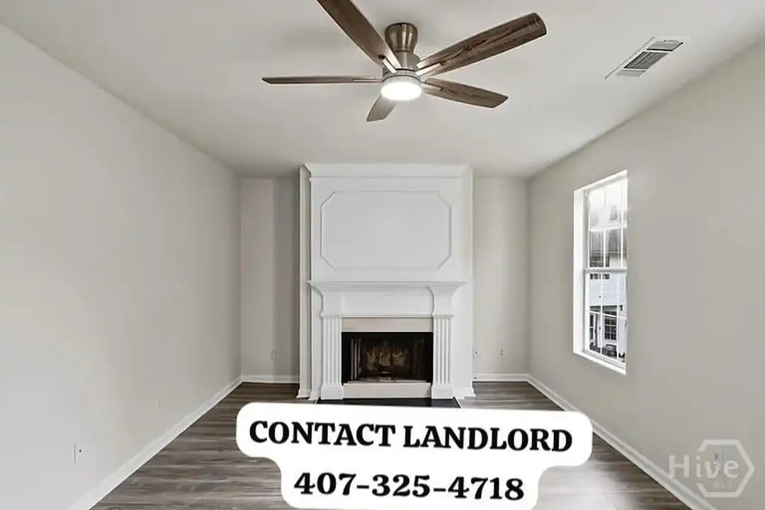 4284 Wood Cove Dr - View 2
