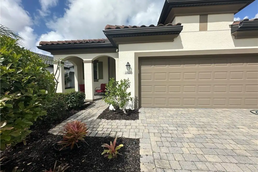 11600 Golden Oak Terrace - View 2