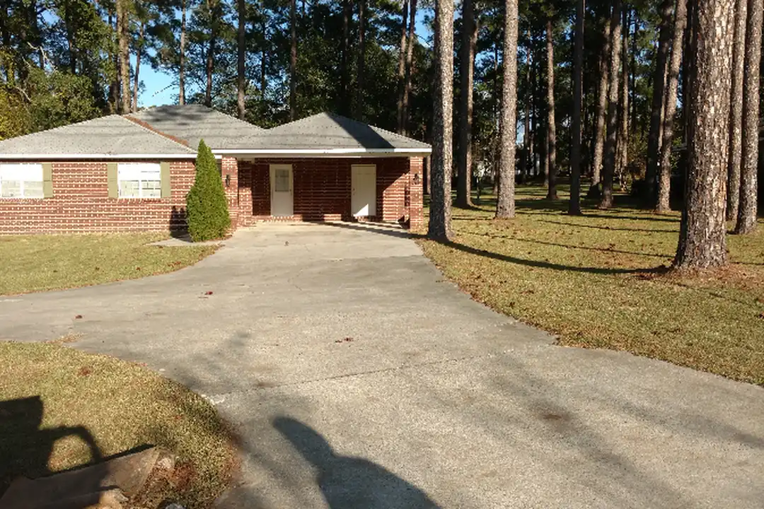 188 Johnson St – photo 1 of 12
