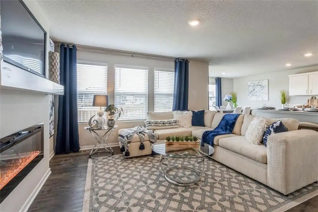 277 NW Charlestown Ln - View 2