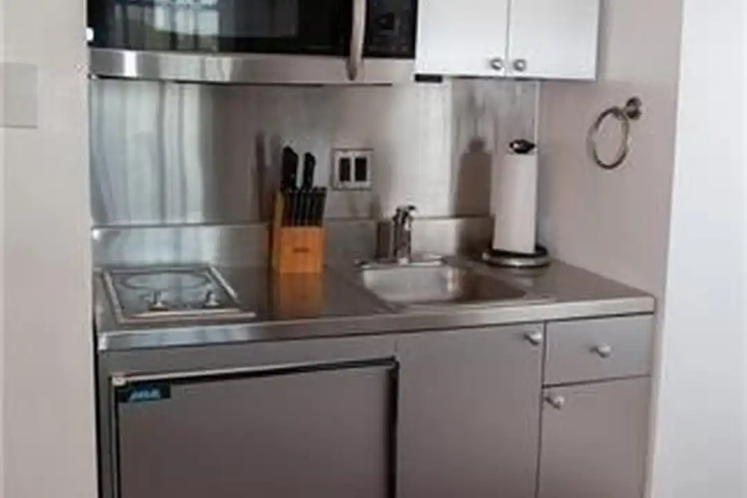 1205 St Charles Ave #706 - View 4