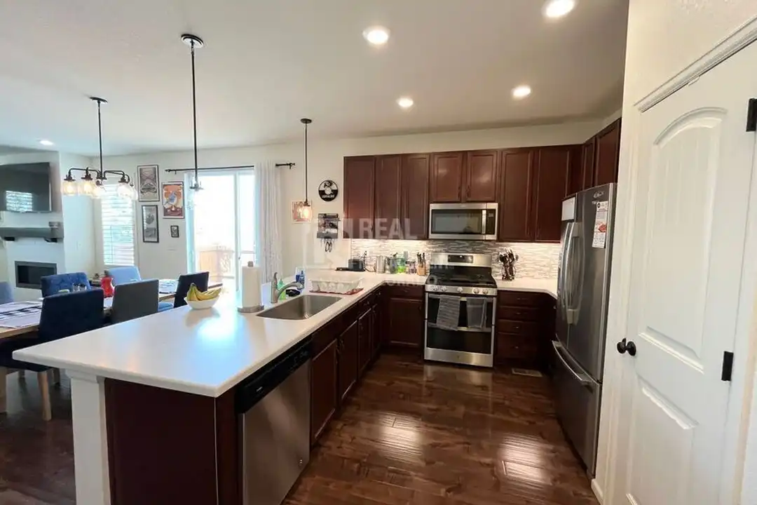 Apartment in Denver - View 3