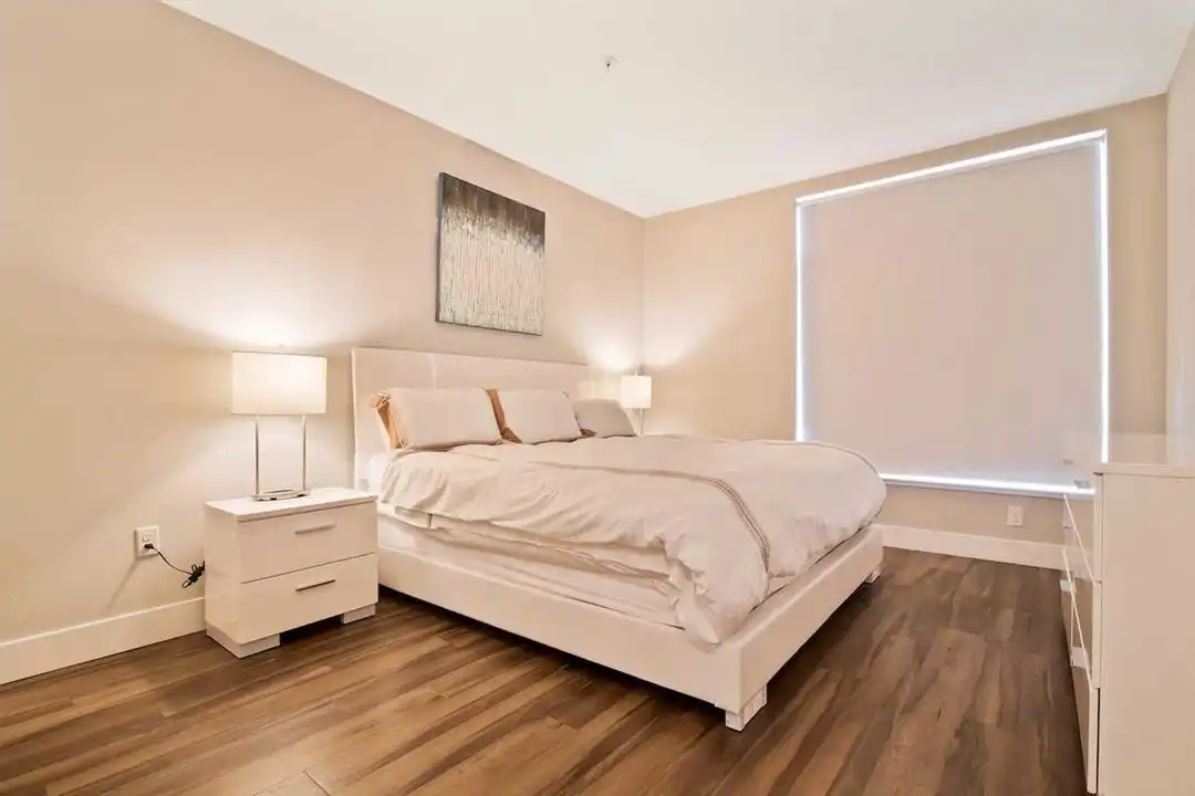 908 Rich Ave unit 1039969P - More
