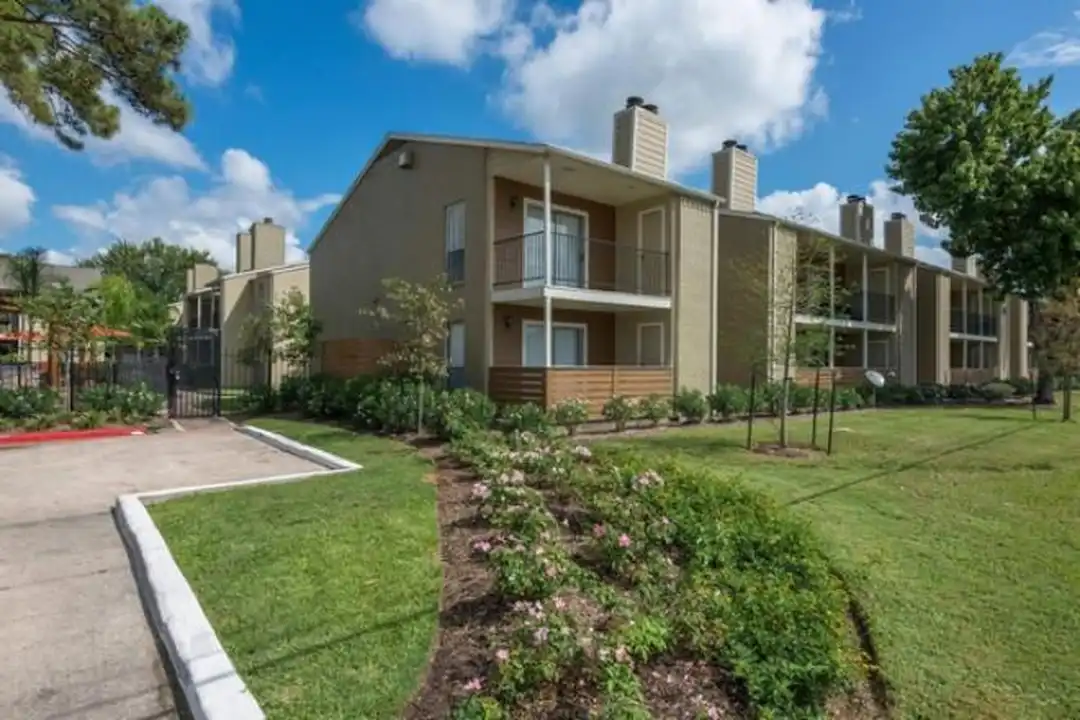 Apartment in Houston - View 2