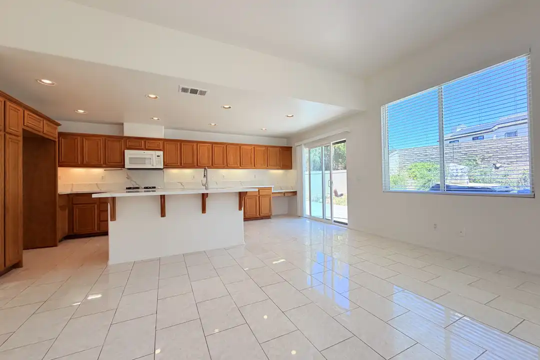 28330 Linda Vista St - View 5