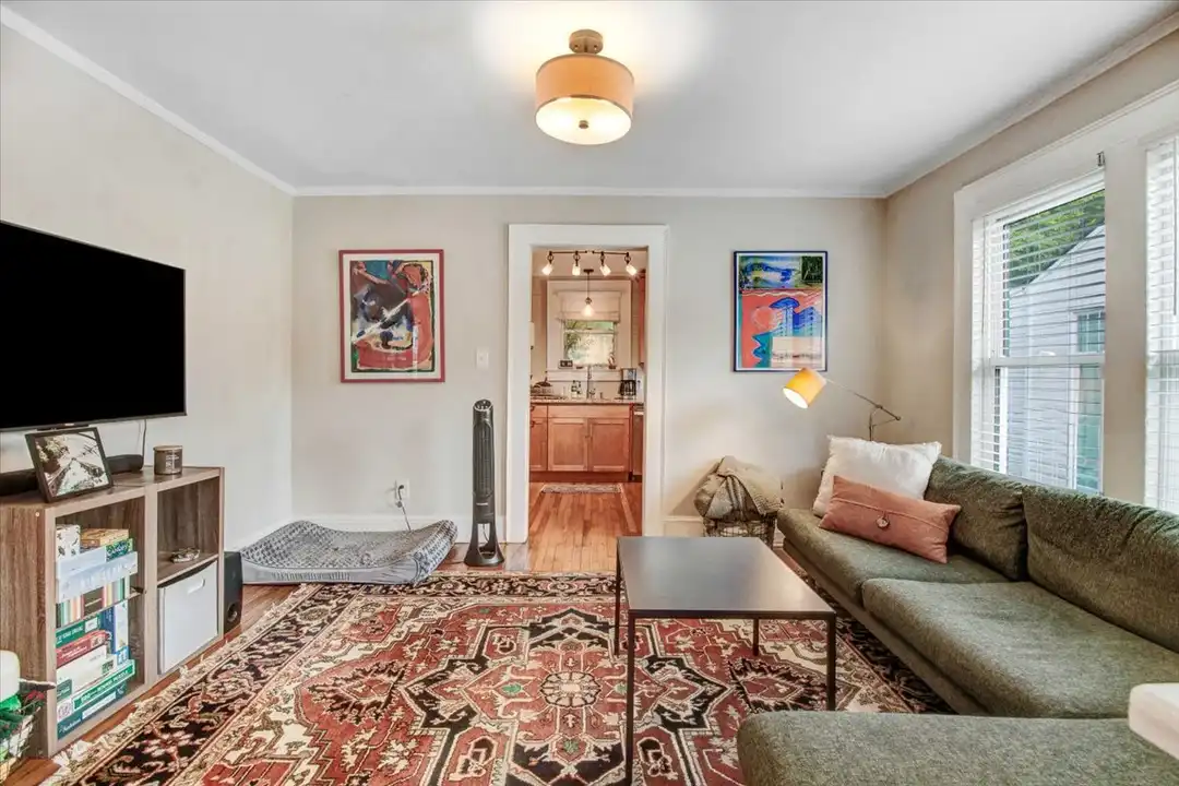 510 Carlton Ave - View 6