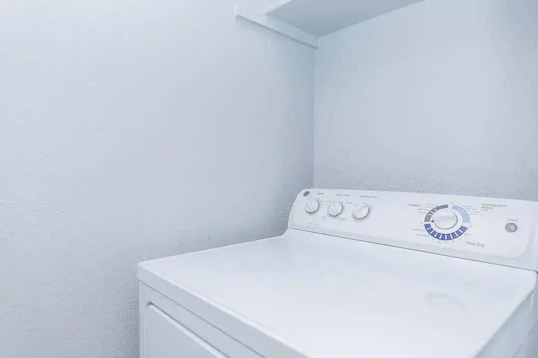 Sawgrass Apartments – photo 1