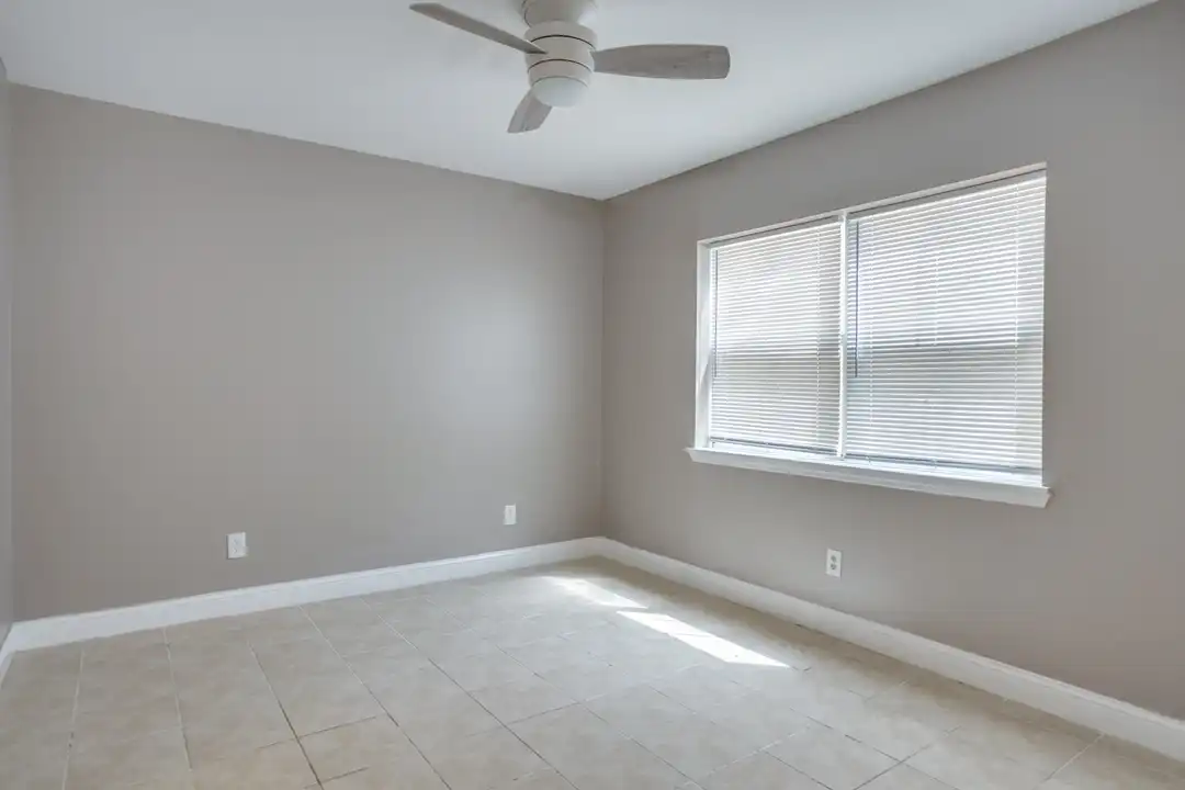84 Cassandra Ln unit B (Studio) - View 3