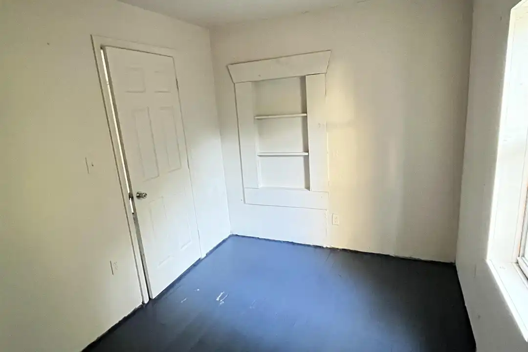 1290 Henson Ln unit 2 - View 3