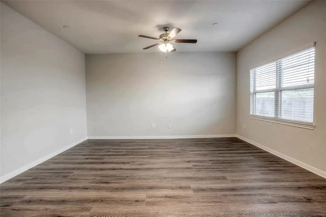 1419 2nd St unit 2 - View 6