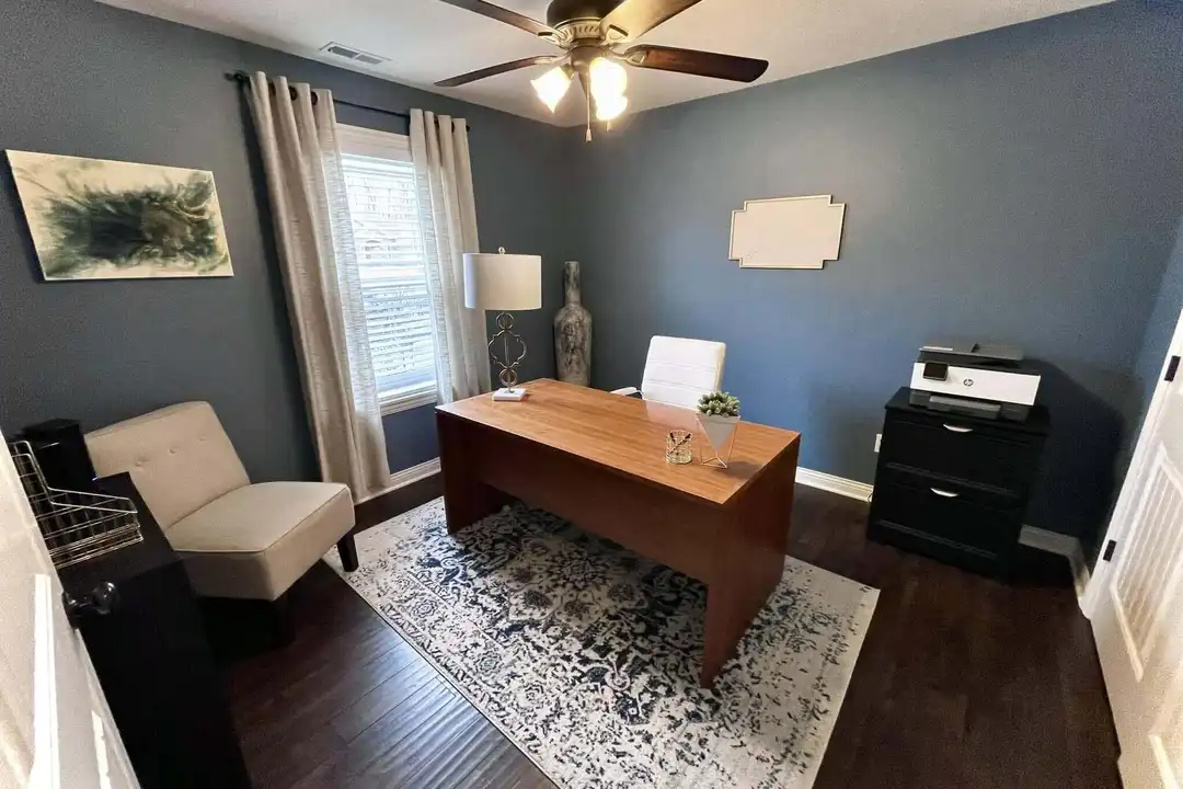 401 E Honey Ln - View 3