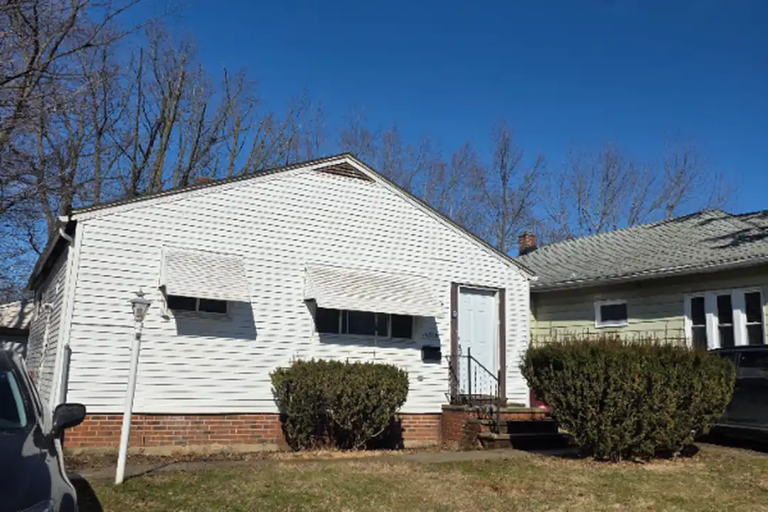 16805 Lipton Ave – photo 1